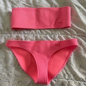 💛flash sale💛 Triangl set